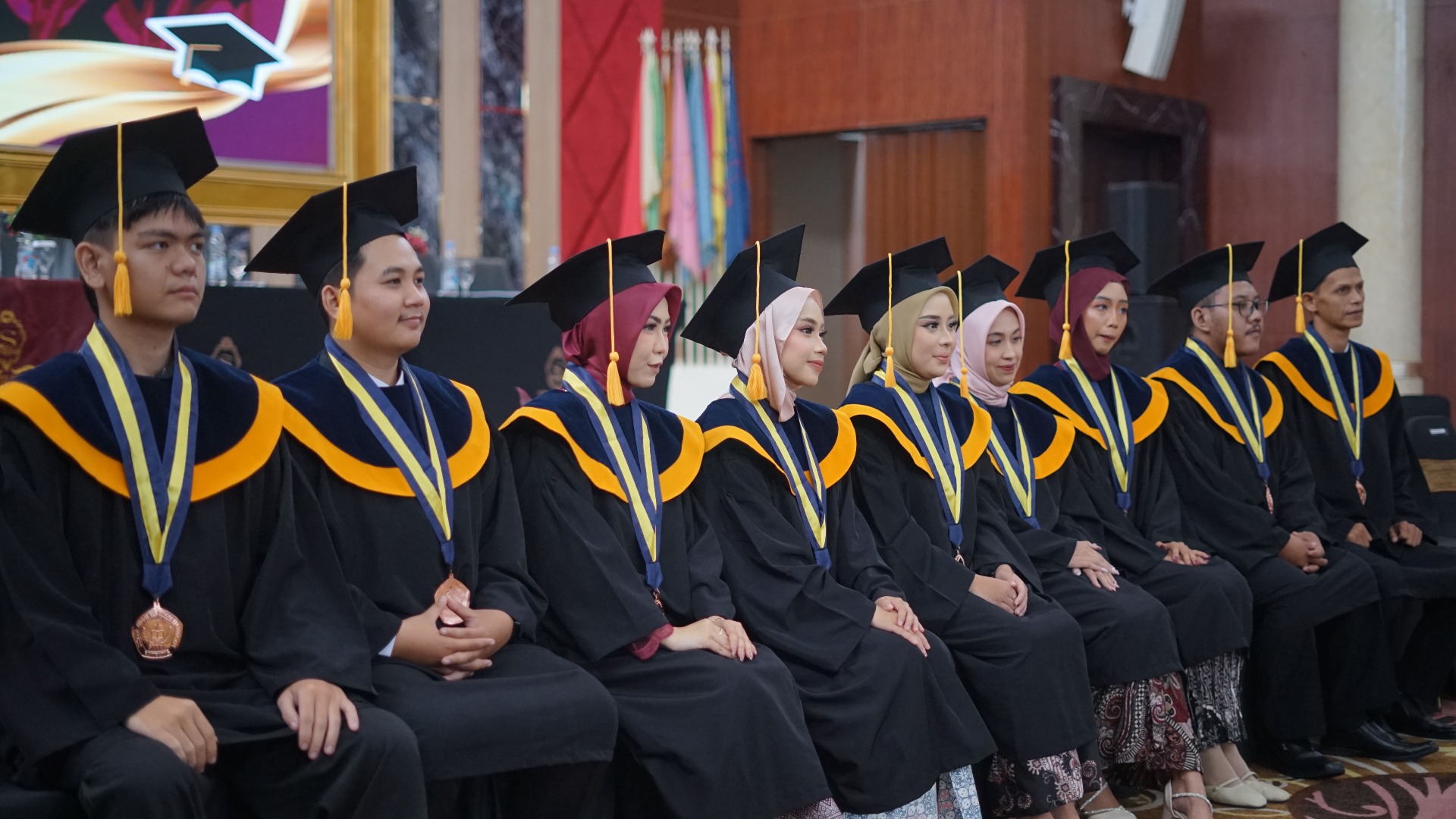 Wisuda STT Pratama Adi 2025